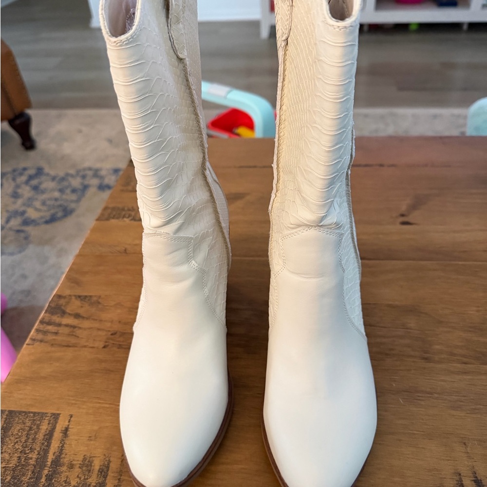 MIA Cream Heeled Boots